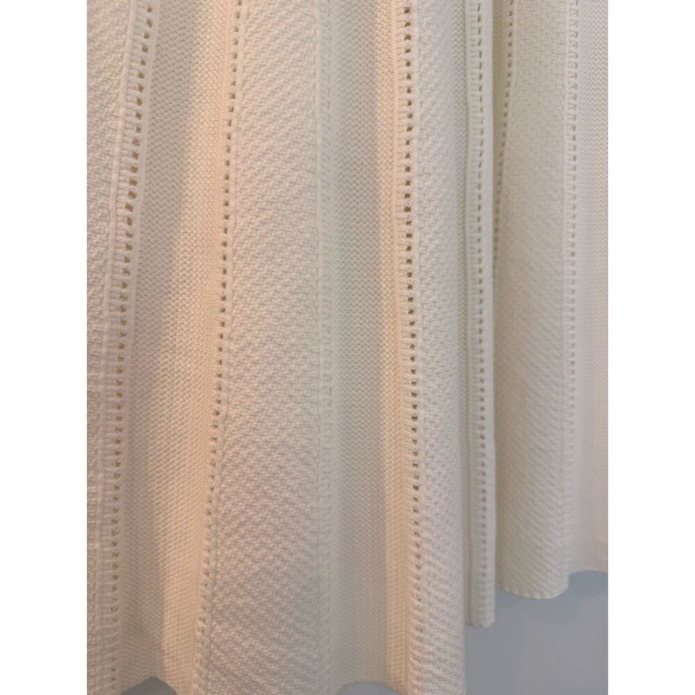 New MAJE White Sleeveless Embellished Knit midi dress with gold jewellery - Picture 13 of 16